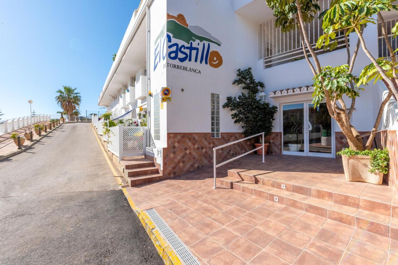 Luxury 3 Bed Apartment Torreblanca Фуeнхирола Екстериор снимка