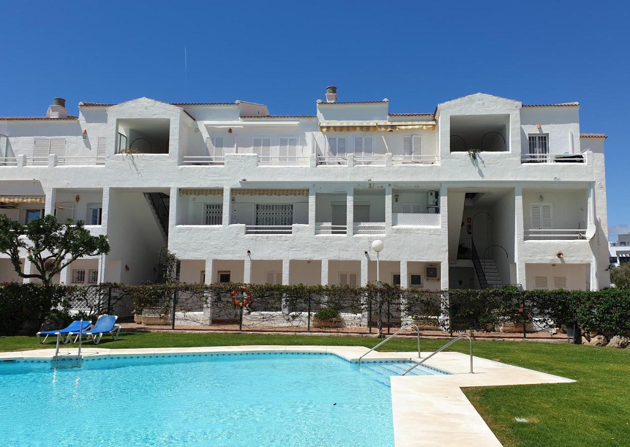 Luxury 3 Bed Apartment Torreblanca Фуeнхирола Екстериор снимка